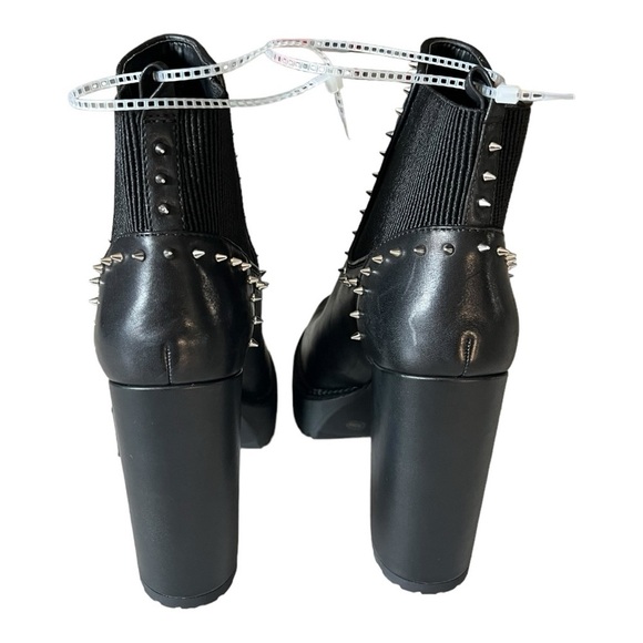 Gianni Bini Black RaantaTwo Studded Lug Sole Platform Booties NWOB Size 8.5&10M - Picture 4 of 16